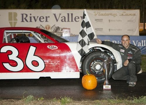 Mark Eswein scored the Super Late Model Championship at State Park Speedway in Wausau, WI in 2012.  Photo by Adam Baumann