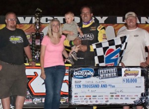 Shane Clanton recorded his eighth World of Outlaws Late Model Series victory of the season Thursday night at Hibbing Raceway.  Photo courtesy Shane Clanton Racing