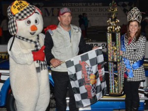 Donnie Hamrac scored his third straight Snowball Derby Modified feature victory Friday night at 5 Flags Speedway.  Photo by Eddie Richie/Turn One Photos/Loxley, AL