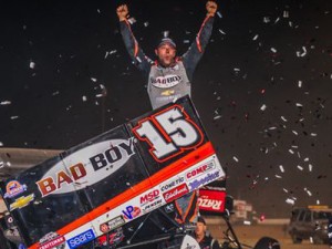 Donny Schatz overcame a slow start to win his second World of Outlaws Sprint Car race of the season Saturday night at the Dirt Track at Las Vegas Motor Speedway.  Photo: LVMS/Instant Images