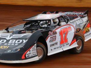 Dale McDowell, seen here from earlier action, snapped an 11-year winless streak in the World of Outlaws Craftsman Late Model Series at Duck River Raceway Park Saturday night. Photo by Ronnie Barnett/The Photo Man