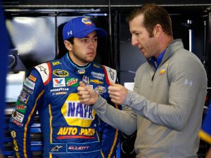 Chase Elliott talks with crew chief Alan Gustafson during Friday's practice for the NASCAR Sprint Cup Series race at Pocono Raceway. Photo by Todd Warshaw/Getty Images