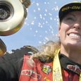 Leah Pritchett piloted her dragster to her fourth Top Fuel victory of the season Sunday at the Lucas Oil NHRA Nationals at Brainerd International Raceway. Alexis DeJoria (Funny Car), Tanner […]