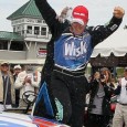 Todd Szegedy battled back after losing the lead during on a pit stop and then making a pair of off-track excursions to win the NASCAR Whelen Modified 66/99 presented by […]